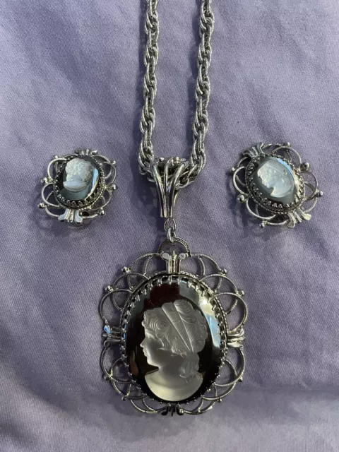 Whiting & Davis Vintage Mirrored Cameo Necklace And Earring Set Demi-paruer