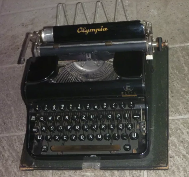 Olympia Elite Schreibmaschine mit Koffer Untergrund 1930