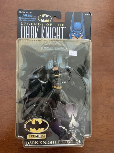 1998 Legends of the Dark Knight DETECTIVE BATMAN Black Cape Action Figure Kenner