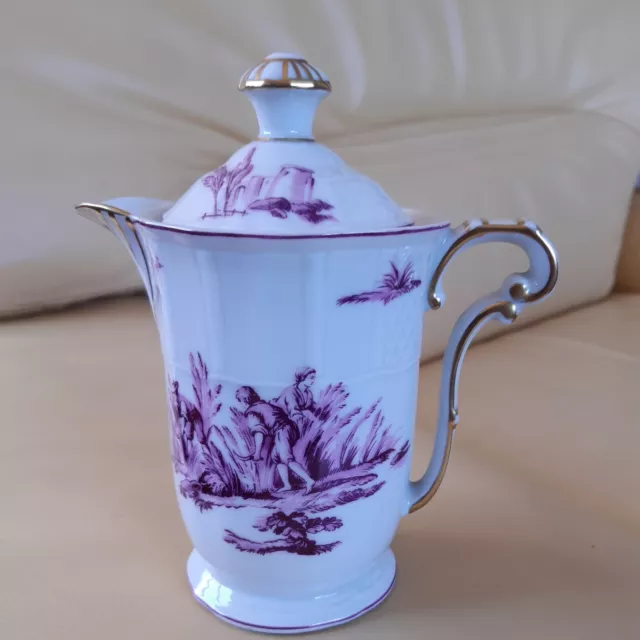 POT À LAIT / CRÉMIER EN PORCELAINE DE LIMOGES BERNARDAUD avec couvercle