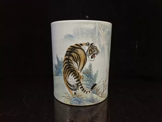 Chinese Porcelain Hand-Painted Exquisite Tiger Brush Pots 19294