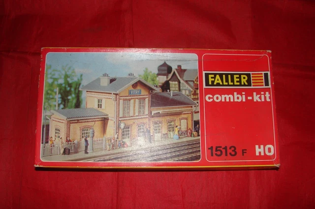 Maquette Faller Gare Voyageurs – Échelle HO (1/87), Réf 1513 D, Éclairage Câblé (Neuf)