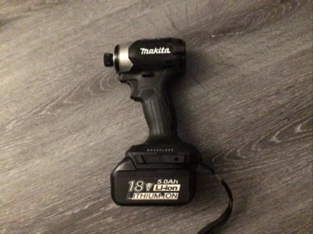 Makita LXT Drill Driver 18v With Battery New.