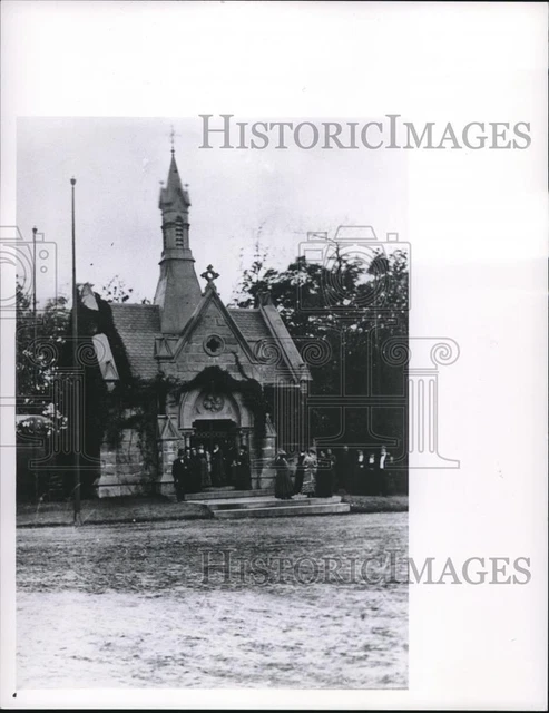 1969 Press Photo Woodland Ave Cemetery - cva87158
