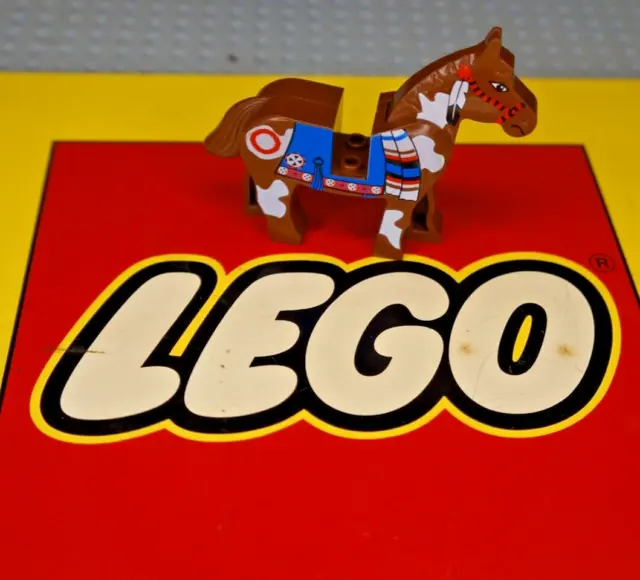 LEGO 4493c01px2 Horse with Blue Blanket, Right Side Red Circle Pattern