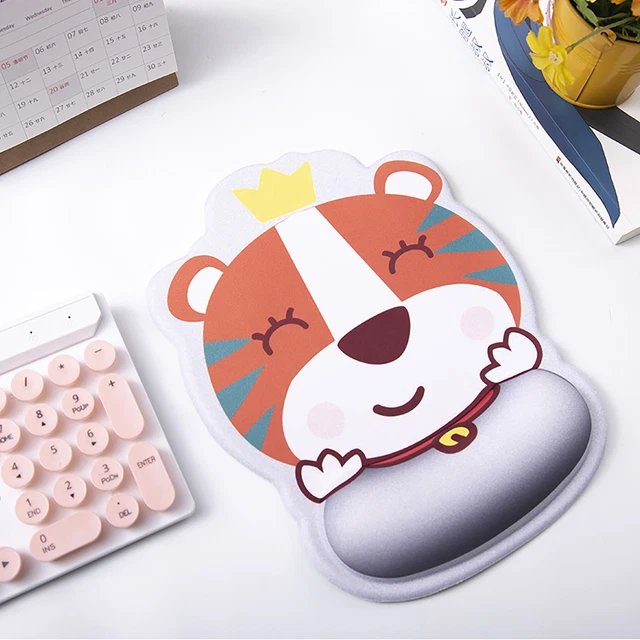 Mouse Mat Thicken Comfortable Cartoon Design Mouse Pad Wrist Rest Lightweight