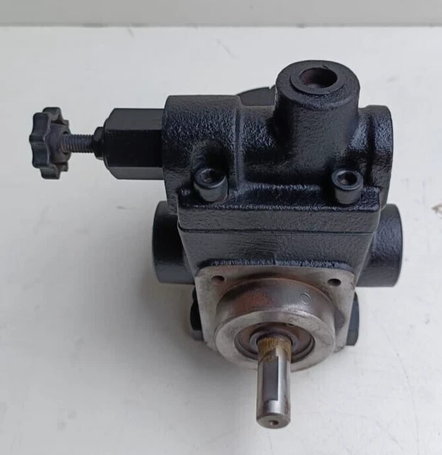 NIPPON TROCHOID FUEL PUMP MADE : JAPAN Type : GD-204 H