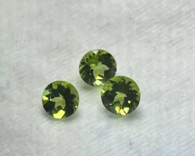 2.94 Cts, 3 Pcs Suite, Apple Green Peridot, Round Cut, 6 X 6 Mm, Vvs, Pakistan 3