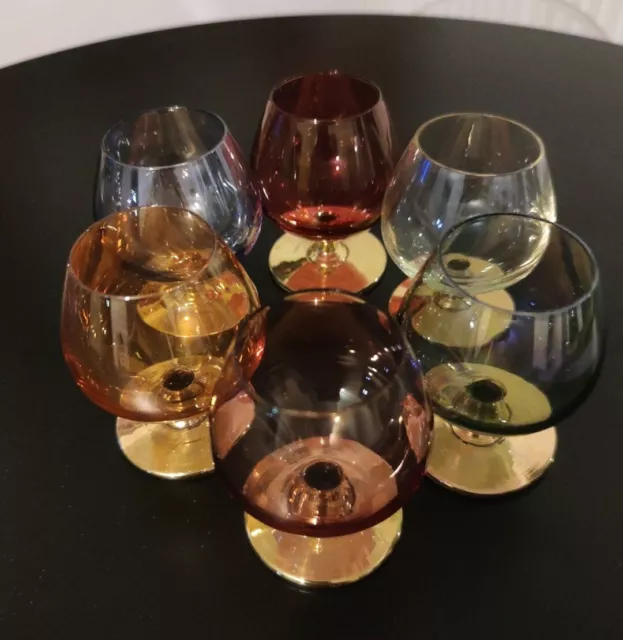 Lot de 4 verres Vintage à Cognac- Dorés Et Colorés