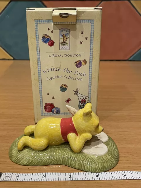 Royal Doulton Winnie The Pooh Love And Friendship Collection  2001 Boxed