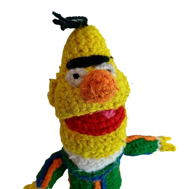 Muñeca vintage 1979 Sesame Street Bert Vogart Crafts crochet 13 1/2" completa