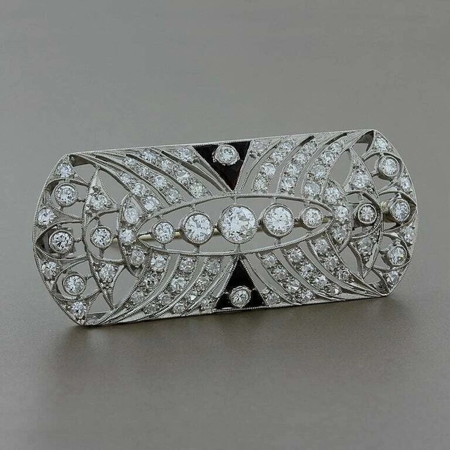 Early 20th Century Vintage Style Round Cut White Moissanite Women's Fine Brooch