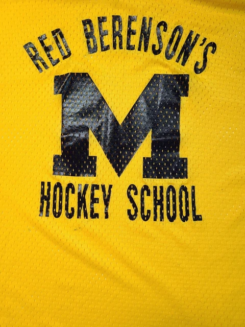 MICHIGAN WOLVERINES Red Berenson's Hockey Scool XL Maize Jersey  28 x 25