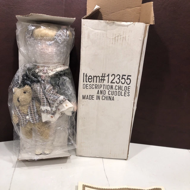 CHLOE & CUDDLES porcelain doll HERITAGE SIGNATURE COLLECTION 14”