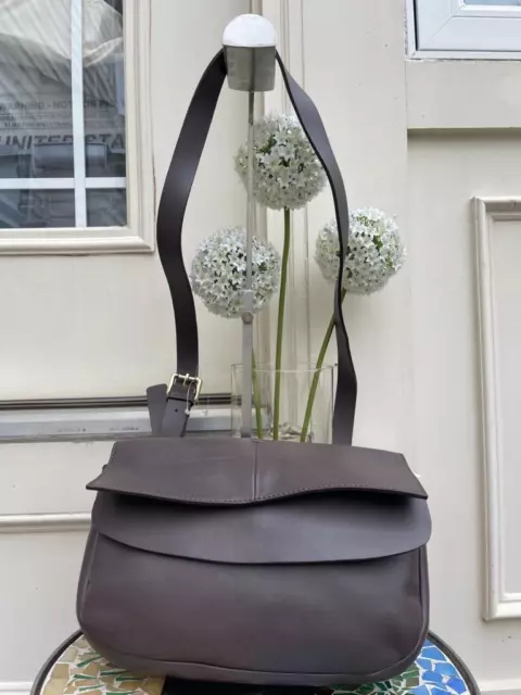 Lia numa purse sales