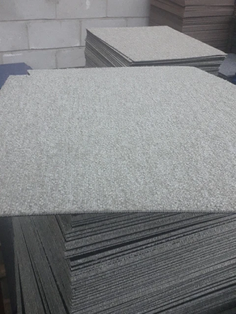 50 Beige Carpet Tiles