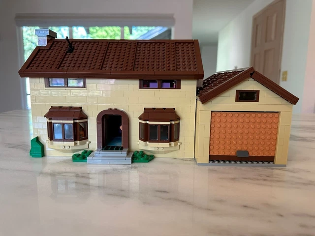 LEGO: The Simpsons House (71006) - Retired Product - No Box, No Instructions LEGO: The Simpsons House (71006) - Retired Product - No Box, No Instructions