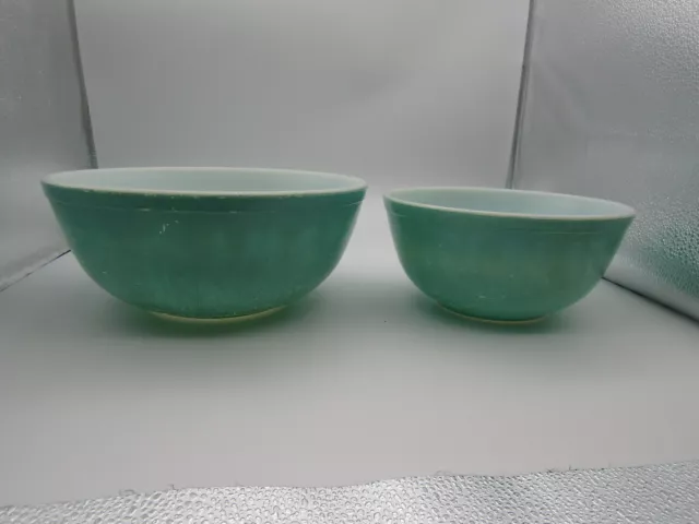 VTG Pyrex Robins Egg Blue Turquoise Mixing Bowl Set of 2 Nesting 403, 404