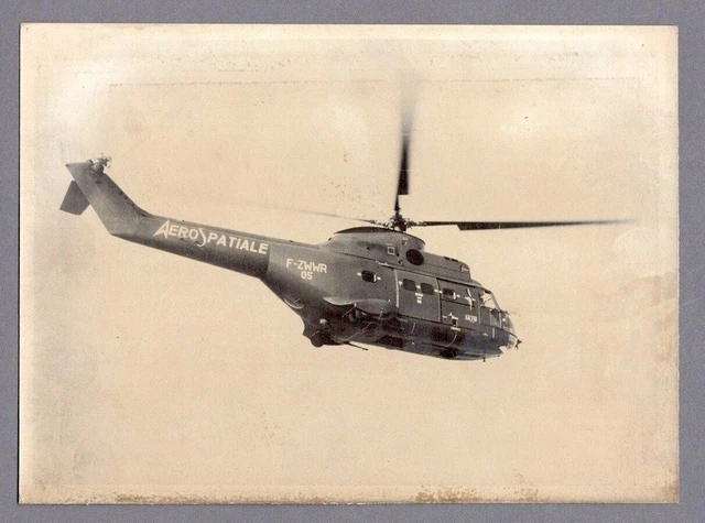 Aerospatiale Sa330 Puma Helicopter F-Zwwr Vintage Photo