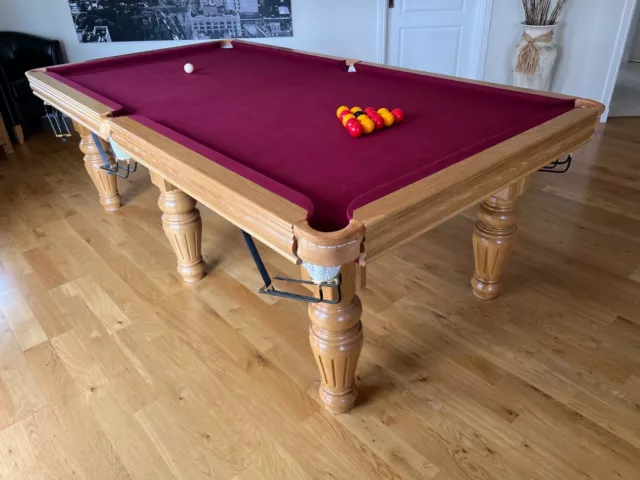 Solid Oak Snooker/Pool Table. 8.5 Feet x 4.5 Feet.  Complete with Cues etc.