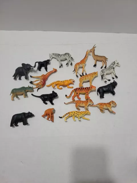 SAFARI LTD. Huge Lot 80+ Plastic animals, Figures, Pirates, Trees