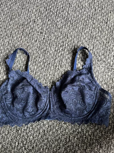 Wacoal Navy Blue Bra Size 38C,Non Padded, UnderWired,floral,Great Used Condition