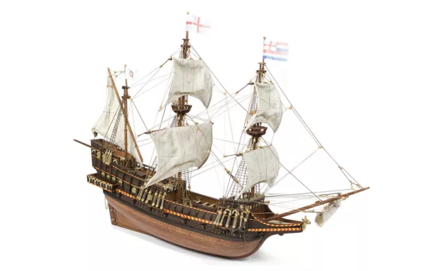 Occre Golden Hind 1:85 (12003) - Ideal Beginners Wooden Model Boat Kit