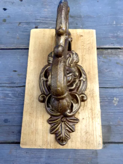 Ancien Heurtoir De Porte En Fonte Metal Deco Antiquite Tbe