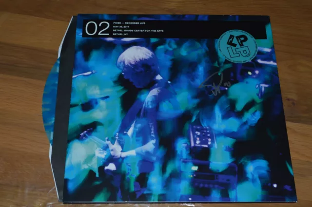Phish ~ Trey Anastasio Signed "O2" Vinyl LP Cover with Beckett Hologram