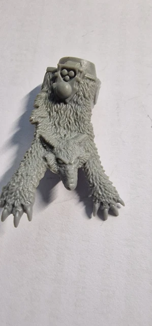 Warhammer 40K Space Wolves Rear Torso with Wolf Pelt