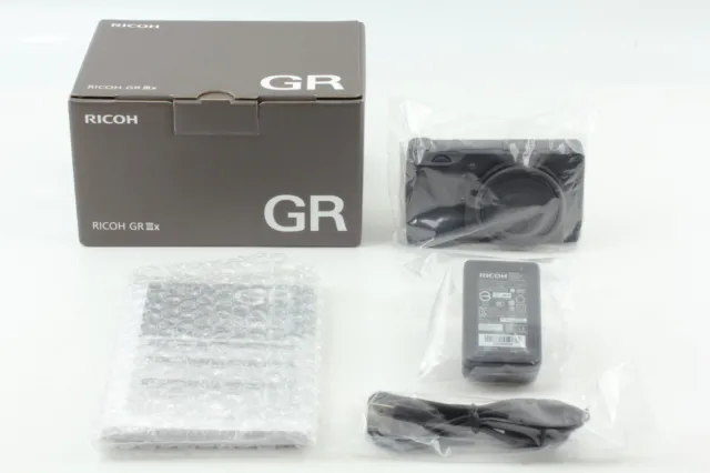 [Almost Unused] Ricoh GR IIIx 24.2MP Digital Compact Black APS-C Camera Japan 2