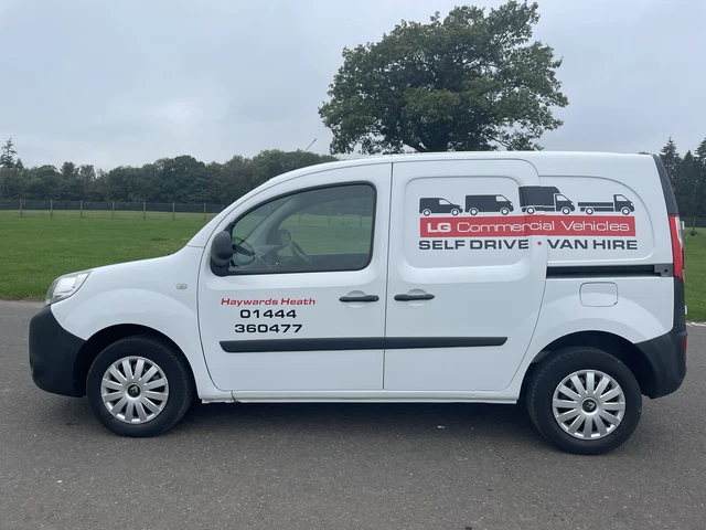 ⭐️⭐️ Hire Me ⭐️⭐️ Renault kangoo Van Hire / Self Drive In Haywards Heath, Sussex