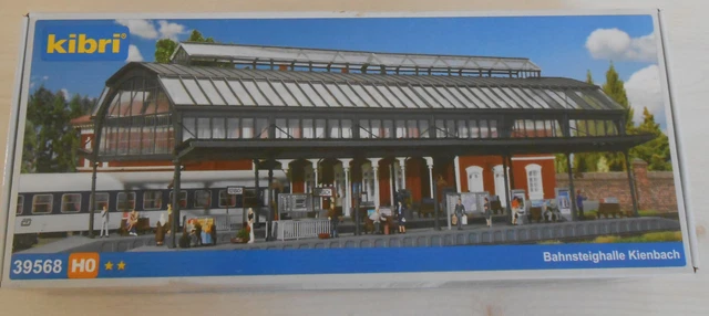 Maquette De Gare Kibri échelle HO - Longueur 44,7 Cm, Toiture 37,2 Cm, Occasion, Couleur Grise