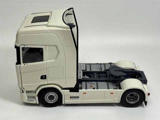Scania 580S Highline 2021 Blanc 1:24 Echelle Solido 2400301 3