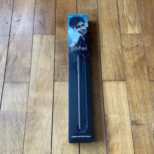 Baguette / Official Collector’s Wand - Harry Potter - The Noble Collection