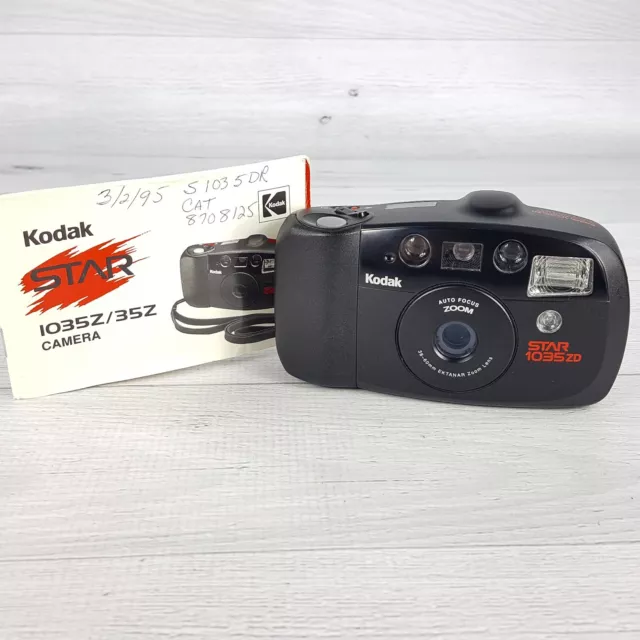 Vintage Kodak Star 35mm Camera 1035 ZD w/ Auto Zoom Flash & Manual Point & Shoot