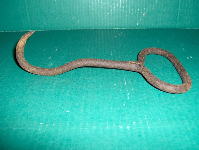 Vintage Rustic Rusty Metal Meat Hay Ice Hook Haunted Halloween Farm Tool Prop