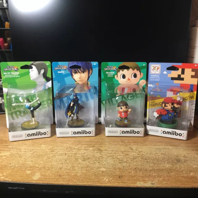 Nintendo nuevo sellado lote de 4 amiibo - Villager, Marth, Wii Fit Trainer y Mario