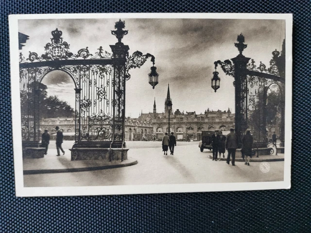CPA 54 NANCY - Place Stanislas - Grilles de Jean Lamour