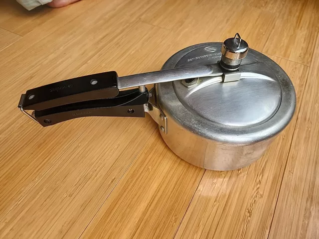 vintage Hawkins Pressure Cooker, 2 Litre Capacity