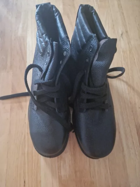 Goliath d30 boots online