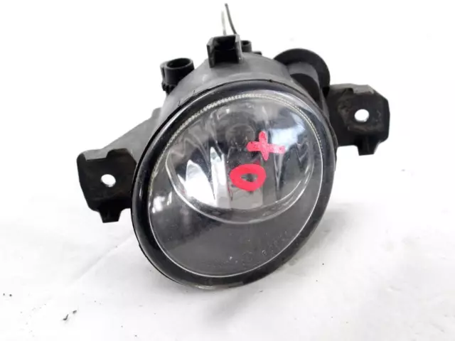 8200002470 Feux Phare Projecteur Feu de Brouillard Avant Droite RENAULT Clio III