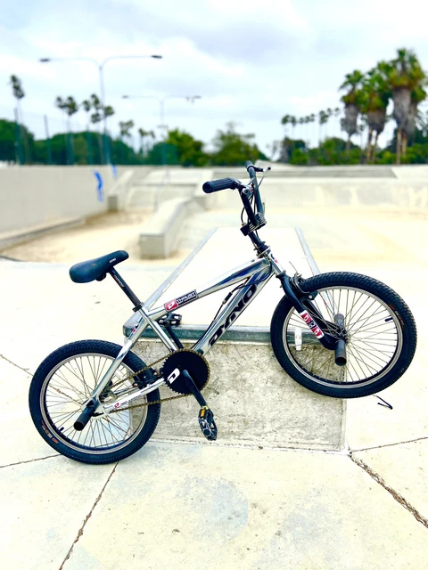 dyno thrust dirt jumping bike