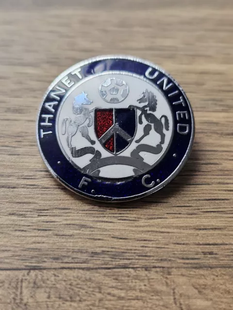 Thanet United F.c Non League Football Pin Badge (2)