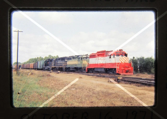 Original  '71 Kodachrome Slide SLSF & SCL Seaboard Coast Line 1563 GP40    39Y35