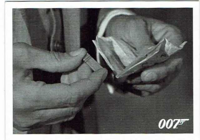 James Bond 007 Autographs & Relics Goldfinger Throwback Chase Base Card #067