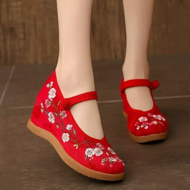 Chinese Embroidered Shoes Women Retro Breathable Round Toe Wedge Heels Shoes 2