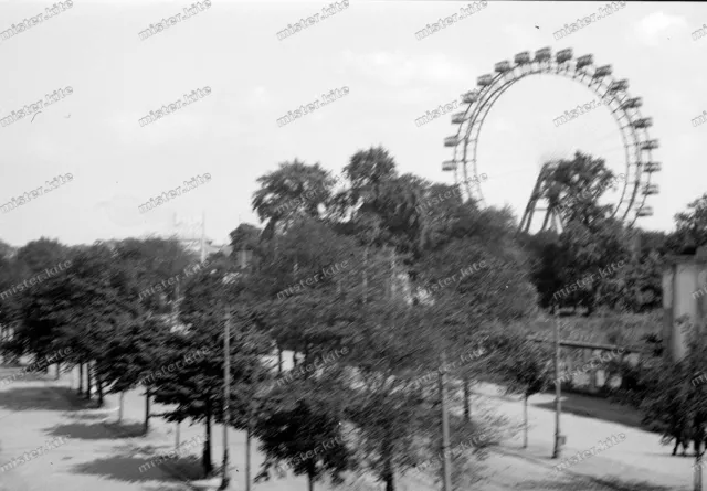 Negativ-Wien-Österreich-Prater-Riesenrad-Stadt-2.Weltkrieg-1