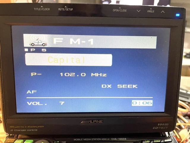 Alpine Cva-1004R Media Station Singolo Din Schermo 6,5 Pollici Fascia Danni Difettosi