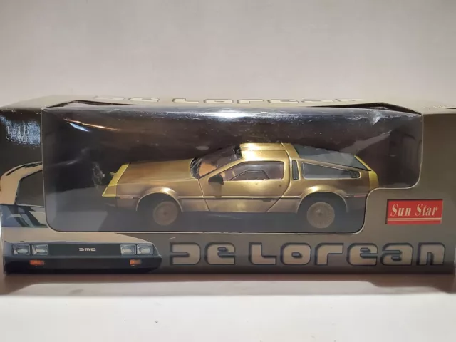 Sun Star 1981 DMC DeLorean Gold Edition Back To The Future 1:18 Diecast Car